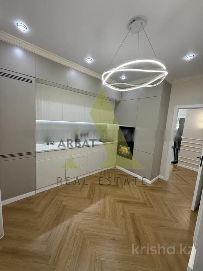 Фото Квартира, 4 комн, 100 м², 1/6 эт., 2025 г.п.
