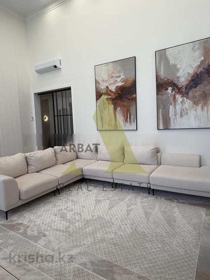 Фото Квартира, 4 комн, 250 м², 9/9 эт., 2023 г.п.