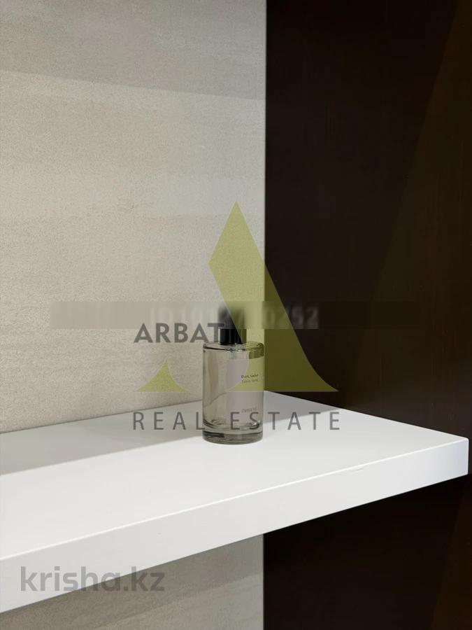 Фото Квартира, 5 комн, 210 м², 2/6 эт., 2013 г.п.