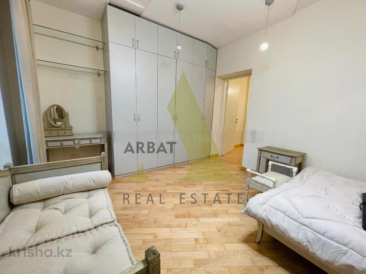 Фото Квартира, 4 комн, 204 м², 5/9 эт.