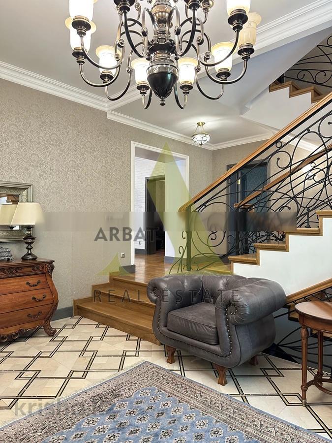 Фото Отдельный дом, 7 комн, 750м²