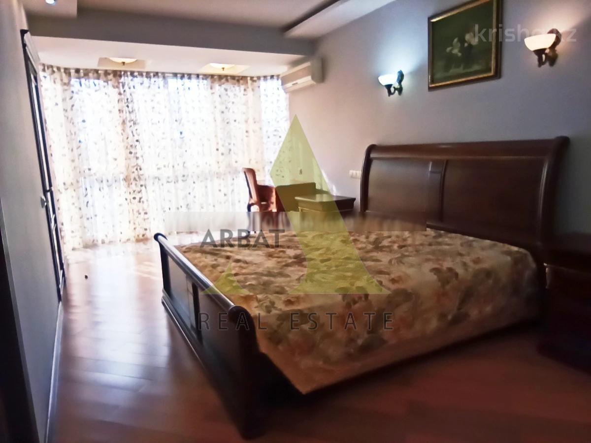 Фото Квартира, 5 комн, 175 м², 2/5 эт., 2005 г.п.