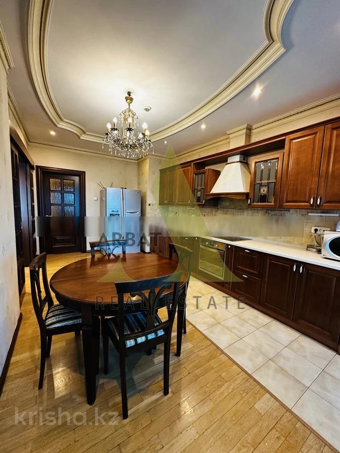 Фото Квартира, 5 комн, 200 м², 6/17 эт.