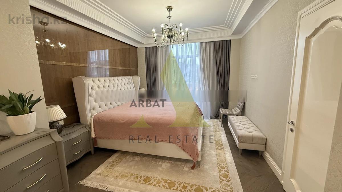 Фото Квартира, 6 комн, 315 м², 4/4 эт., 2018 г.п.