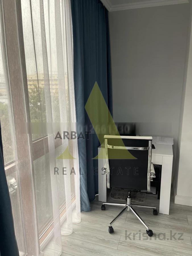 Фото Квартира, 3 комн, 91 м², 8/15 эт., 2015 г.п.