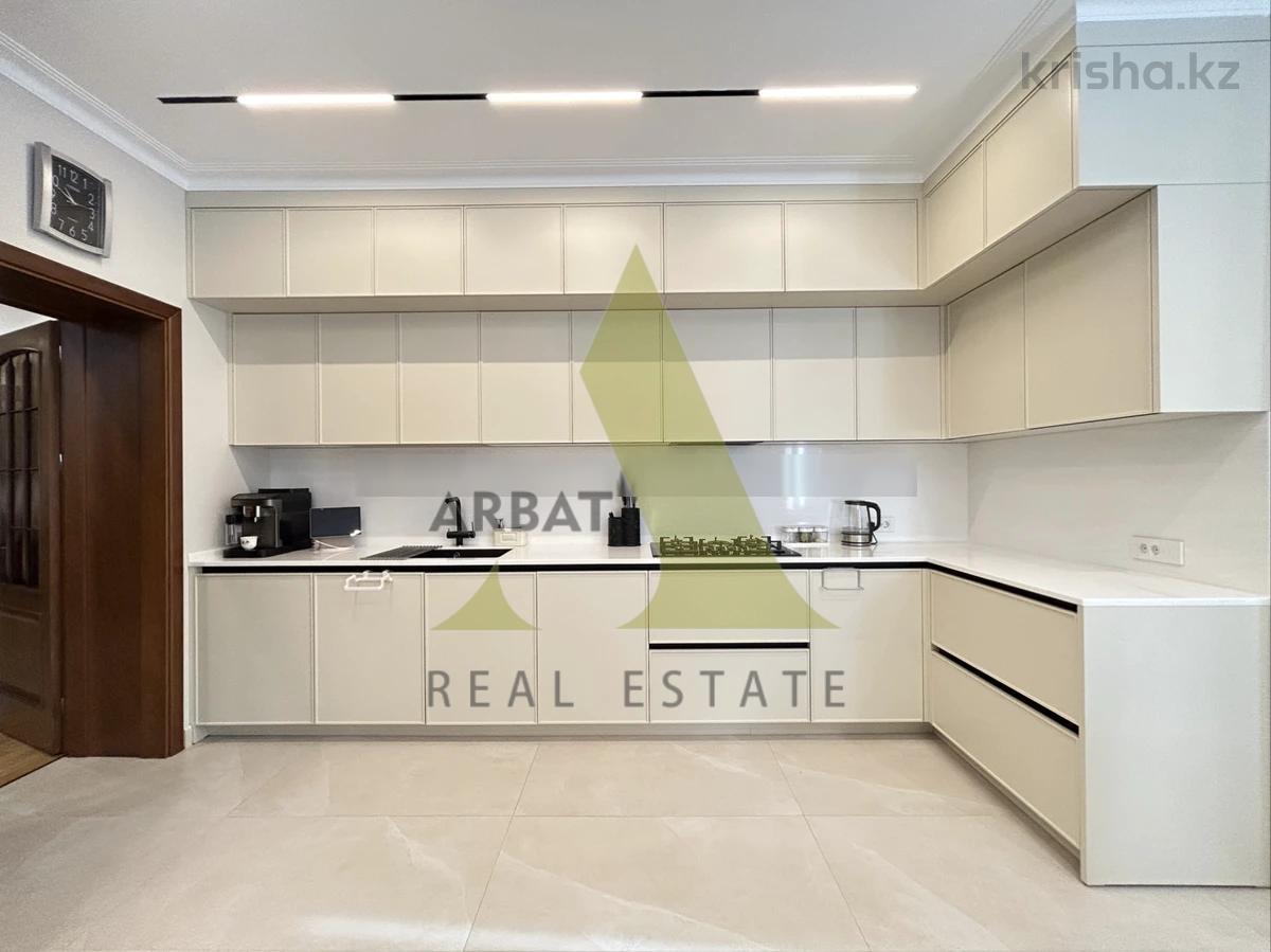 Фото Отдельный дом, 9 комн, 500м²