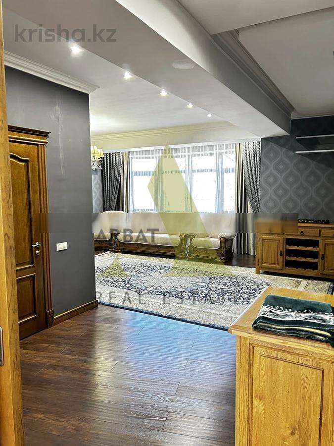 Фото Квартира, 5 комн, 450 м², 3/5 эт., 2011 г.п.