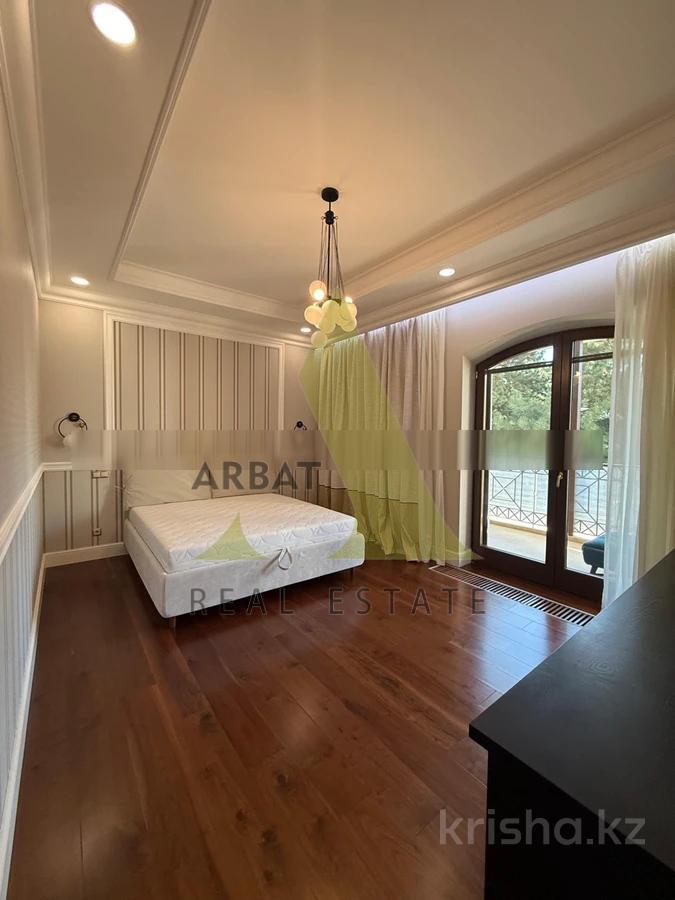 Фото Квартира, 6 комн, 300 м², 6/6 эт.