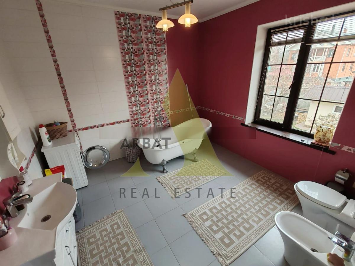 Фото Отдельный дом, 11 комн, 380м²
