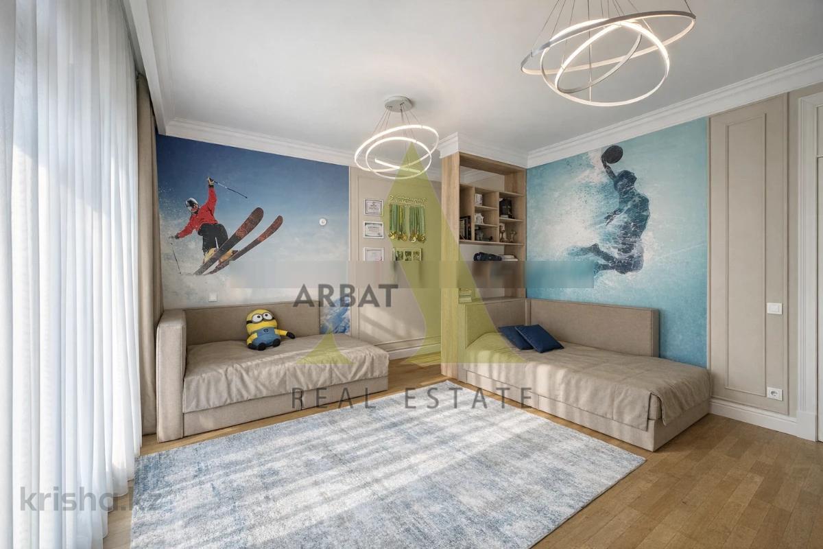 Фото Квартира, 7 комн, 180 м², 2/3 эт., 2020 г.п.