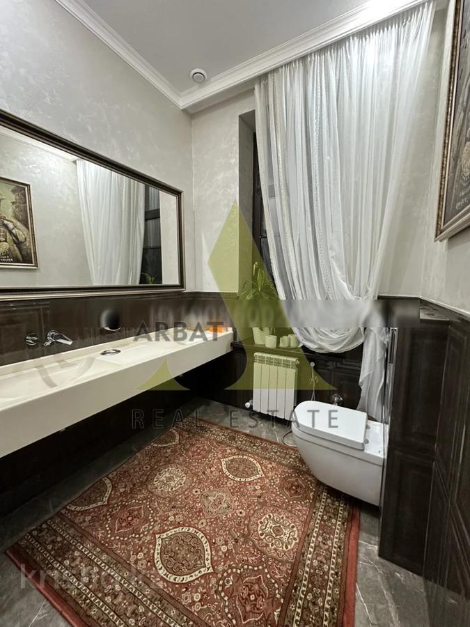 Фото Отдельный дом, 9 комн, 575м²