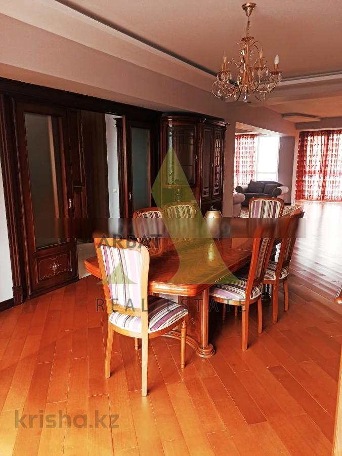 Фото Квартира, 5 комн, 175 м², 2/5 эт., 2005 г.п.