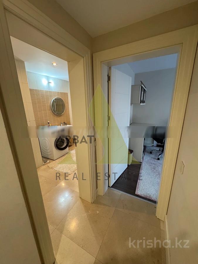 Фото Квартира, 5 комн, 220 м², 2 эт.