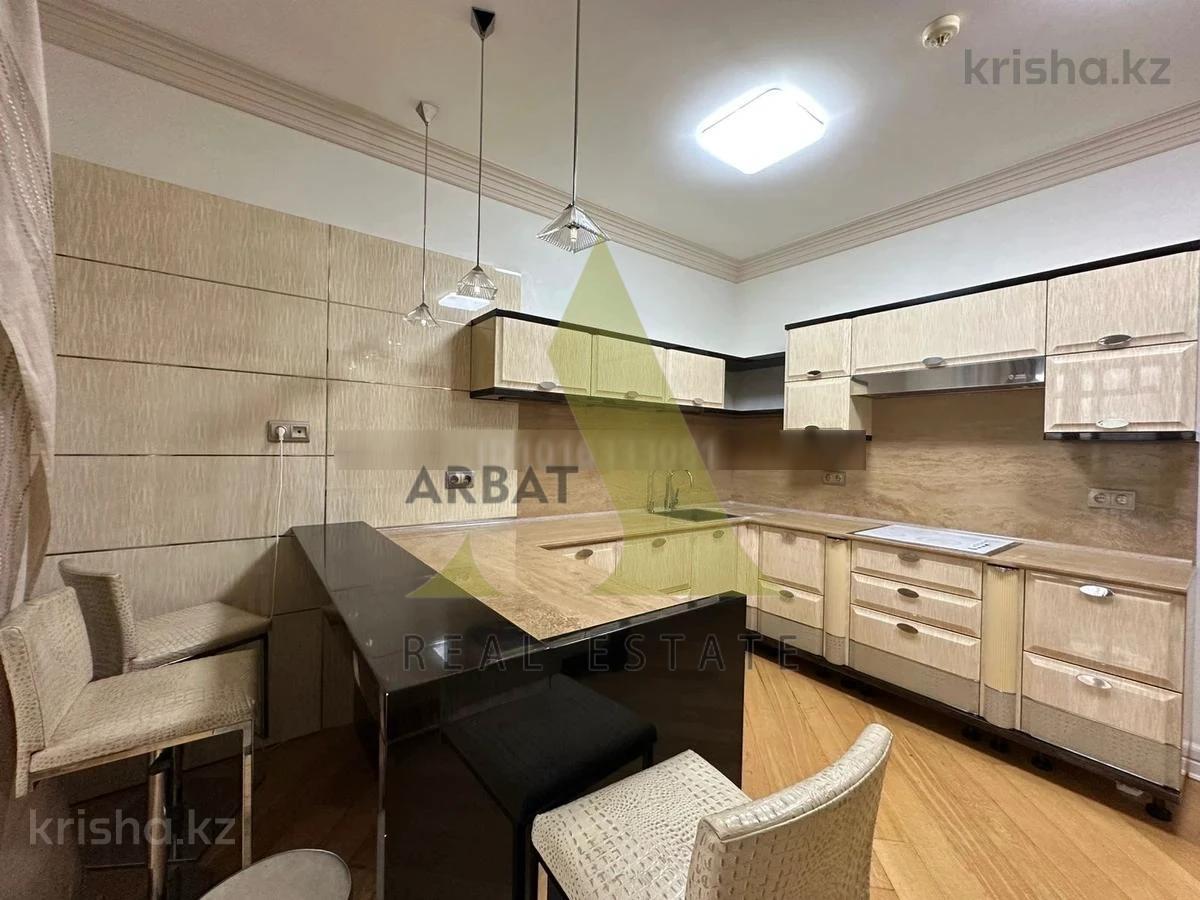 Фото Квартира, 5 комн, 450 м², 3/4 эт., 2009 г.п.