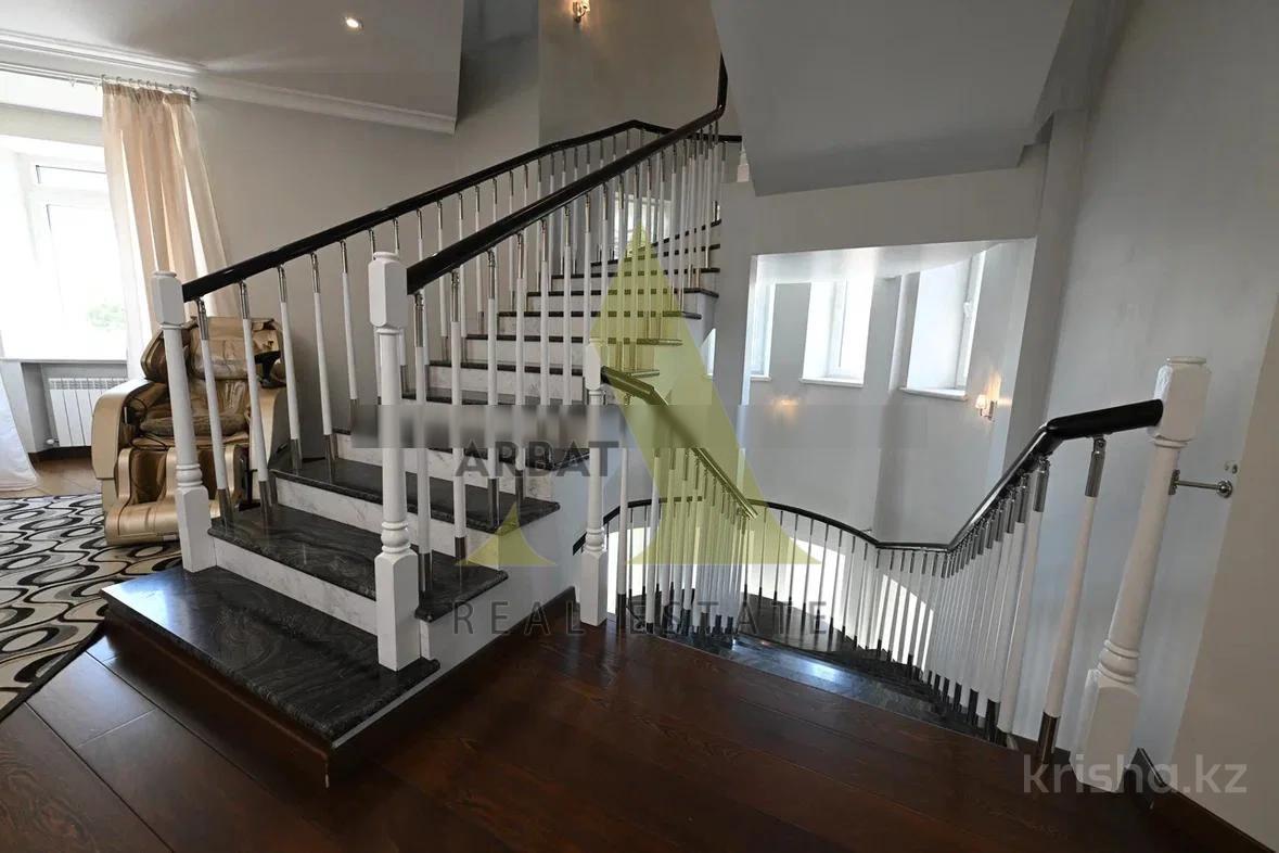 Фото Отдельный дом, 6 комн, 860м²