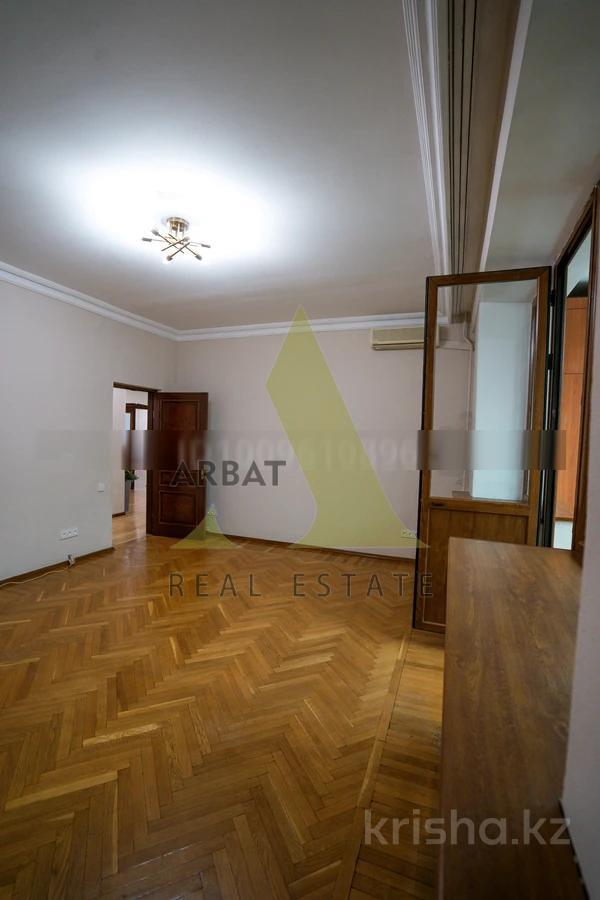Фото Квартира, 5 комн, 226.2 м², 1/6 эт., 1996 г.п.