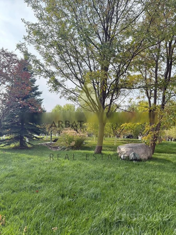 Фото Отдельный дом, 8 комн, 1300м²