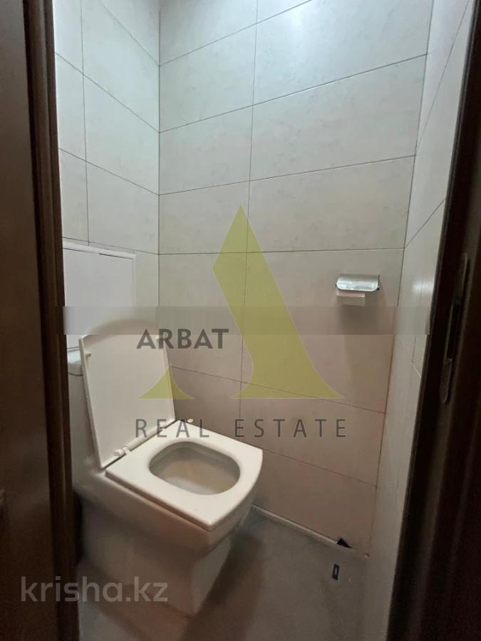 Фото Квартира, 4 комн, 100 м², 6/8 эт., 1979 г.п.