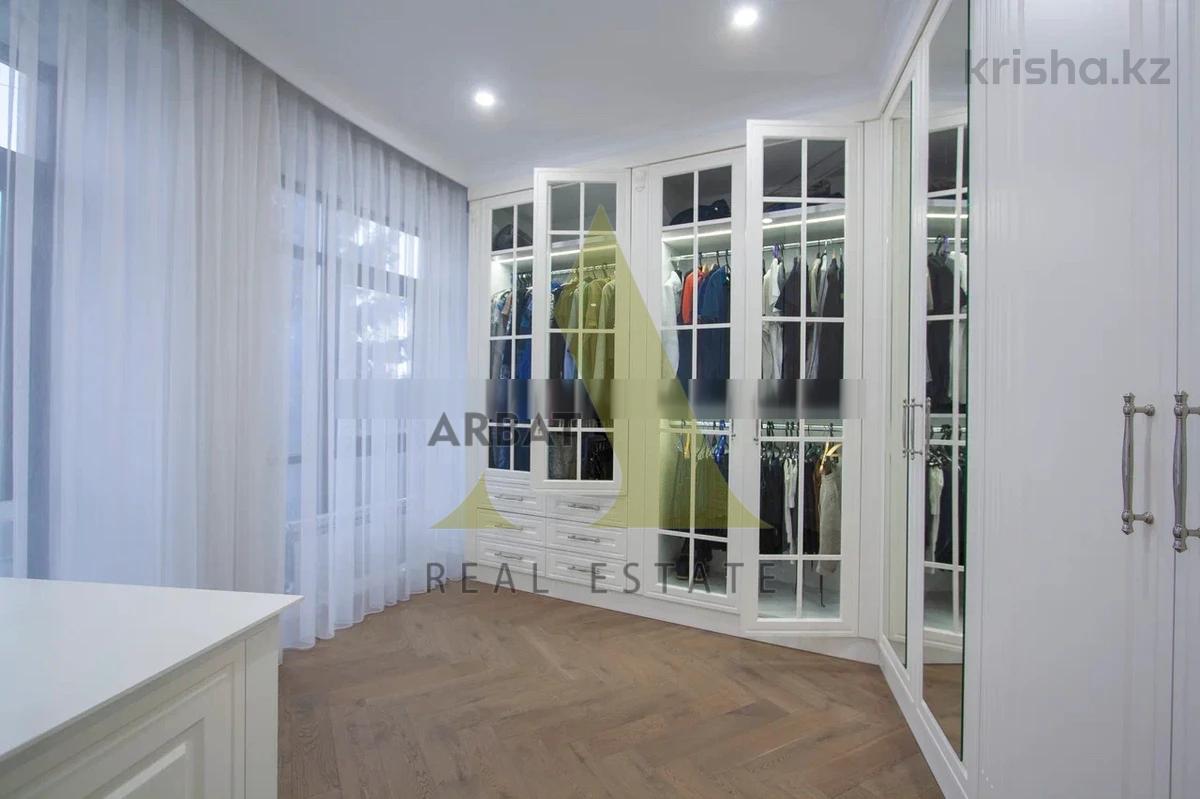 Фото Отдельный дом, 7 комн, 600м²