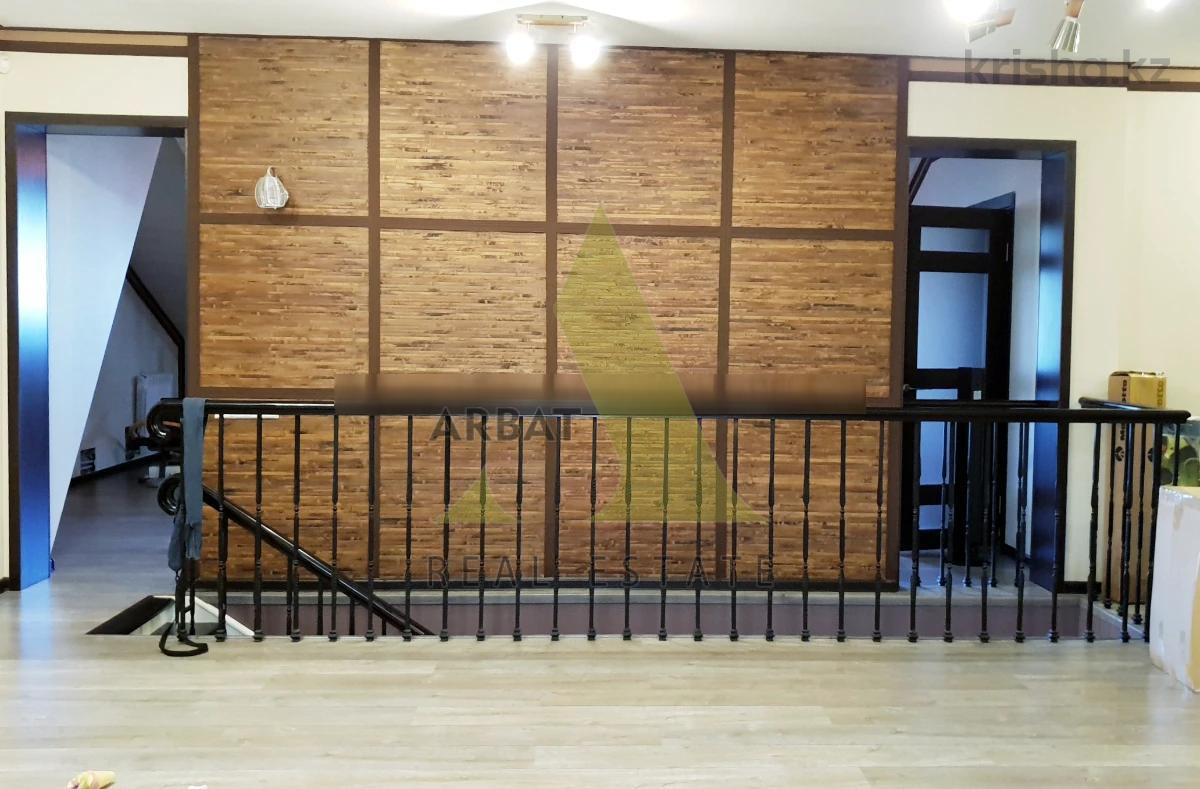Фото Квартира, 5 комн, 364 м², 3/4 эт., 2011 г.п.