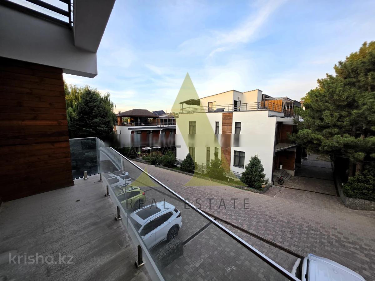 Фото Отдельный дом, 5 комн, 300м²