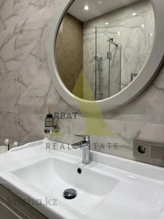 Фото Квартира, 4 комн, 158 м², 4/6 эт., 2007 г.п.