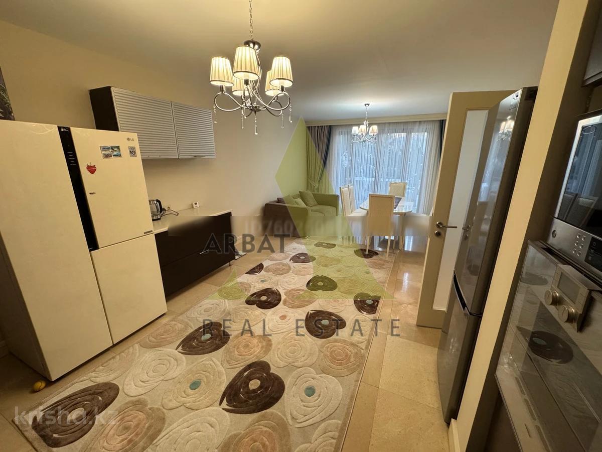 Фото Квартира, 5 комн, 220 м², 2 эт.