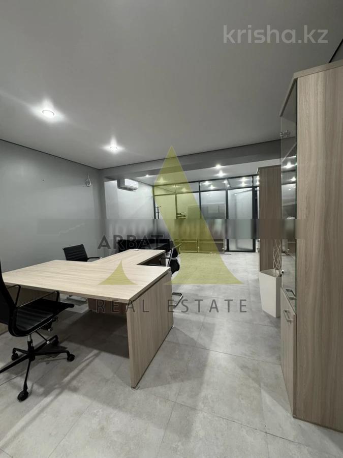 Фото Квартира, 6 комн, 440 м², 1/3 эт., 2022 г.п.