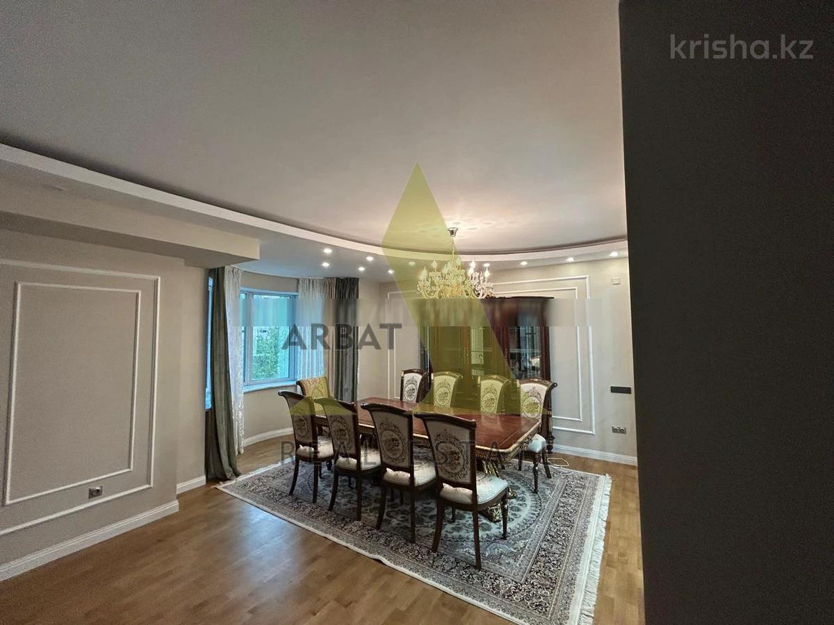 Фото Квартира, 4 комн, 185 м², 4/5 эт.