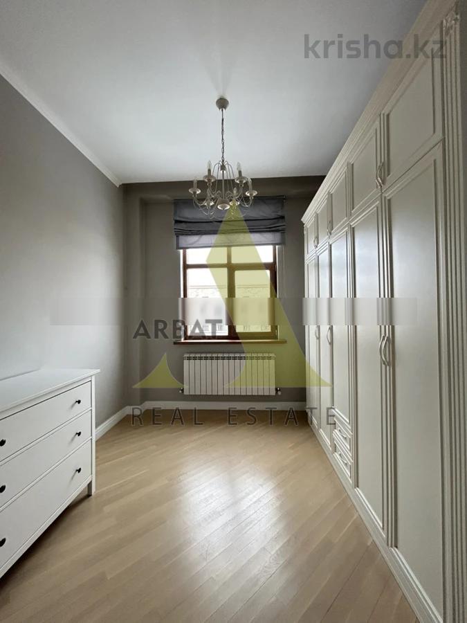 Фото Квартира, 7 комн, 440 м², 7/7 эт., 2016 г.п.