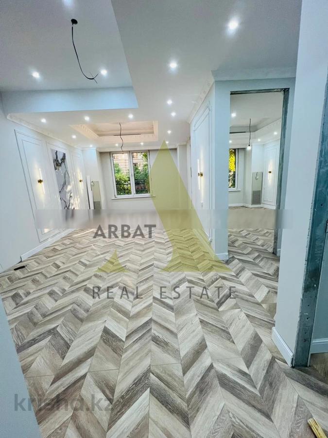 Фото Квартира, 3 комн, 107 м², 1/6 эт., 2008 г.п.
