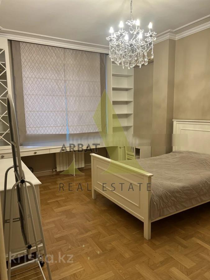 Фото Квартира, 4 комн, 205 м², 8/9 эт., 2004 г.п.