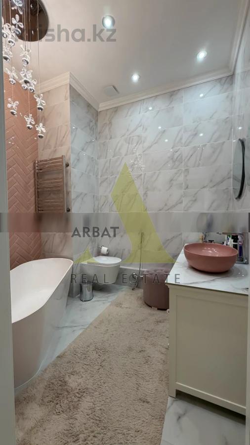 Фото Квартира, 3 комн, 124.9 м², 2/7 эт., 2017 г.п.