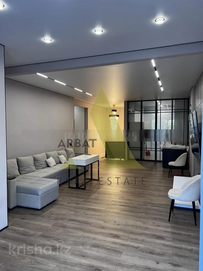 Фото Квартира, 5 комн, 227 м², 1/5 эт.
