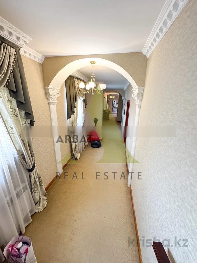 Фото Квартира, 6 комн, 400 м², 6/6 эт., 2010 г.п.