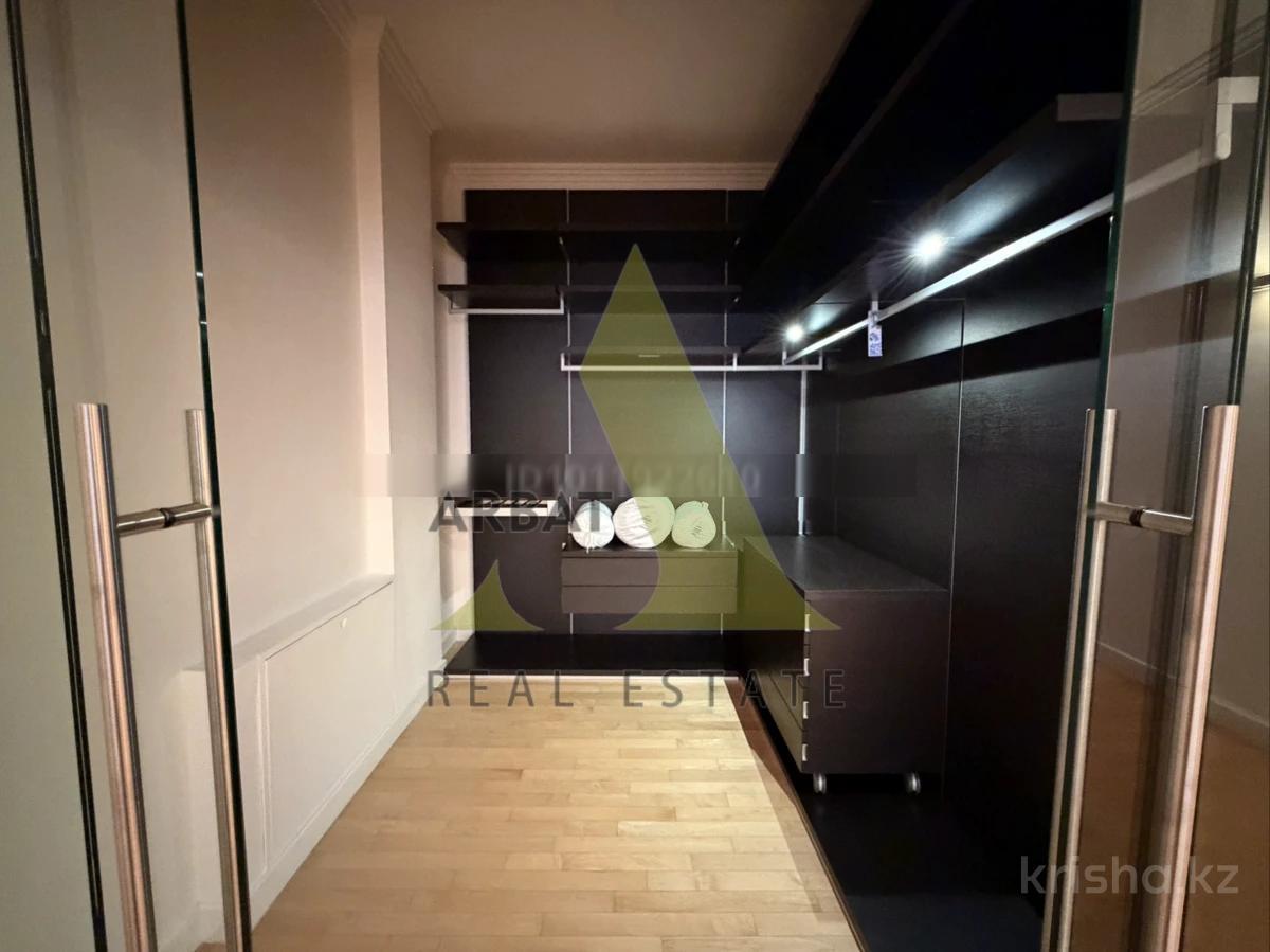 Фото Квартира, 6 комн, 423 м², 3/4 эт., 2009 г.п.