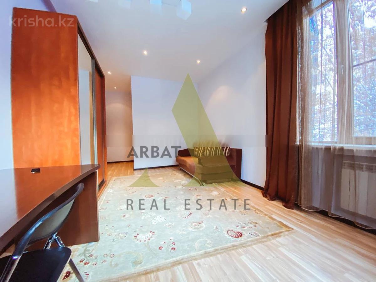 Фото Квартира, 4 комн, 200 м², 2/5 эт., 2010 г.п.