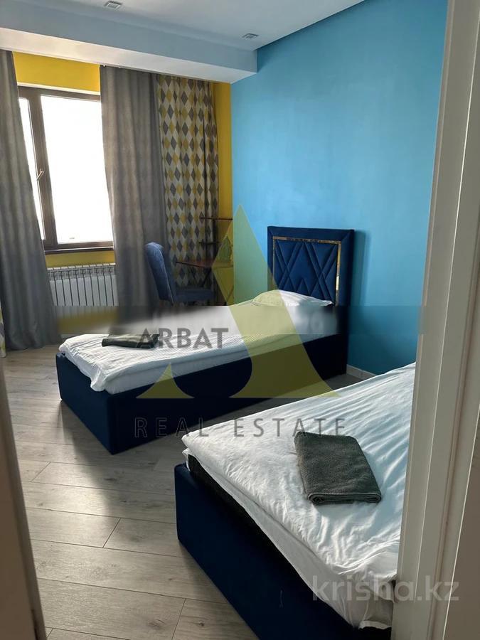 Фото Квартира, 4 комн, 135 м², 6/12 эт.
