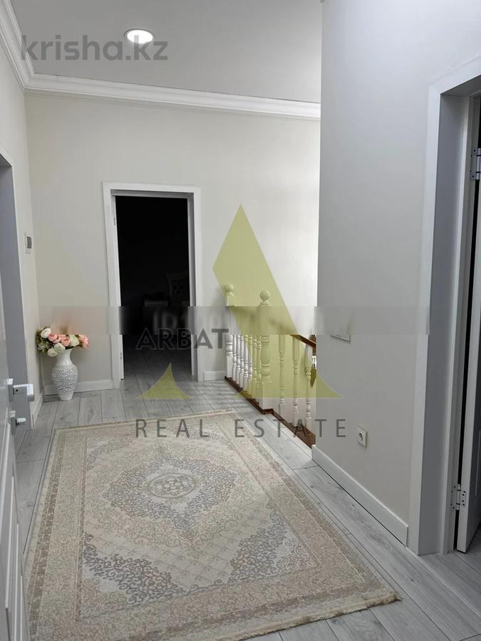 Фото Отдельный дом, 7 комн, 300м²