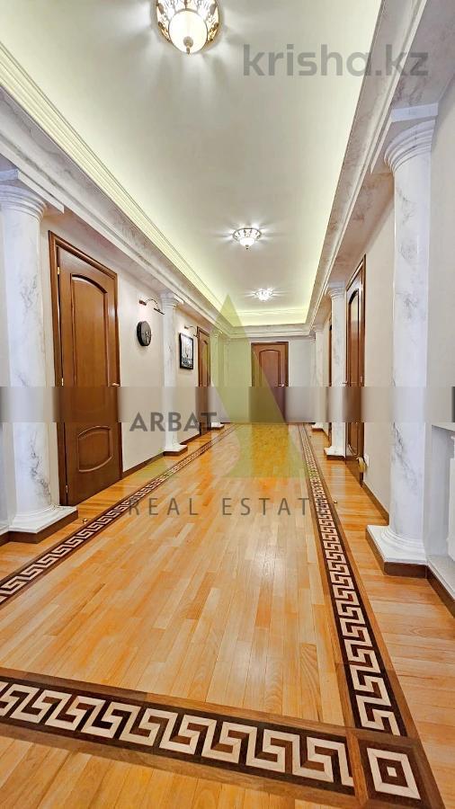Фото Отдельный дом, 8 комн, 940м²