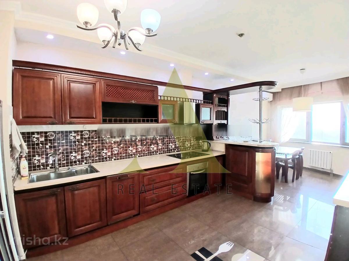 Фото Квартира, 5 комн, 200 м², 13/17 эт.