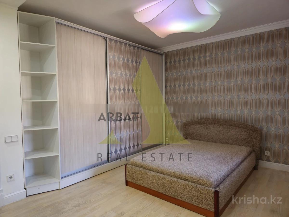 Фото Квартира, 5 комн, 364 м², 3/4 эт., 2011 г.п.