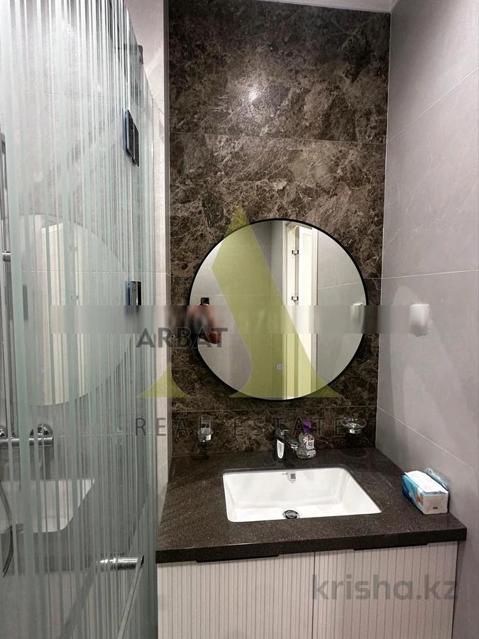 Фото Квартира, 3 комн, 111 м², 2/3 эт.