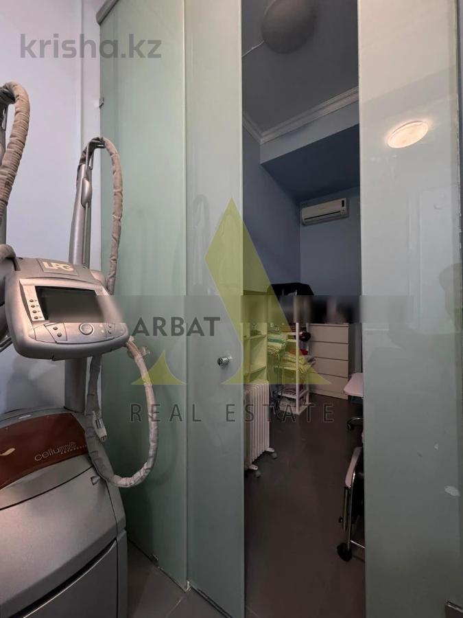 Фото Офисы, магазины и бутики, салоны красоты, 66 м²