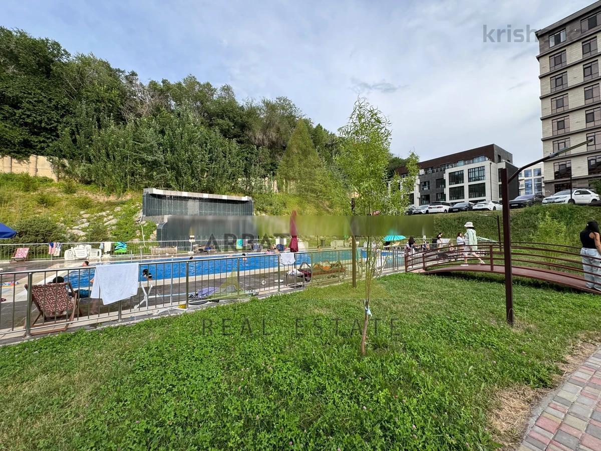 Фото Квартира, 3 комн, 110 м², 3/6 эт.