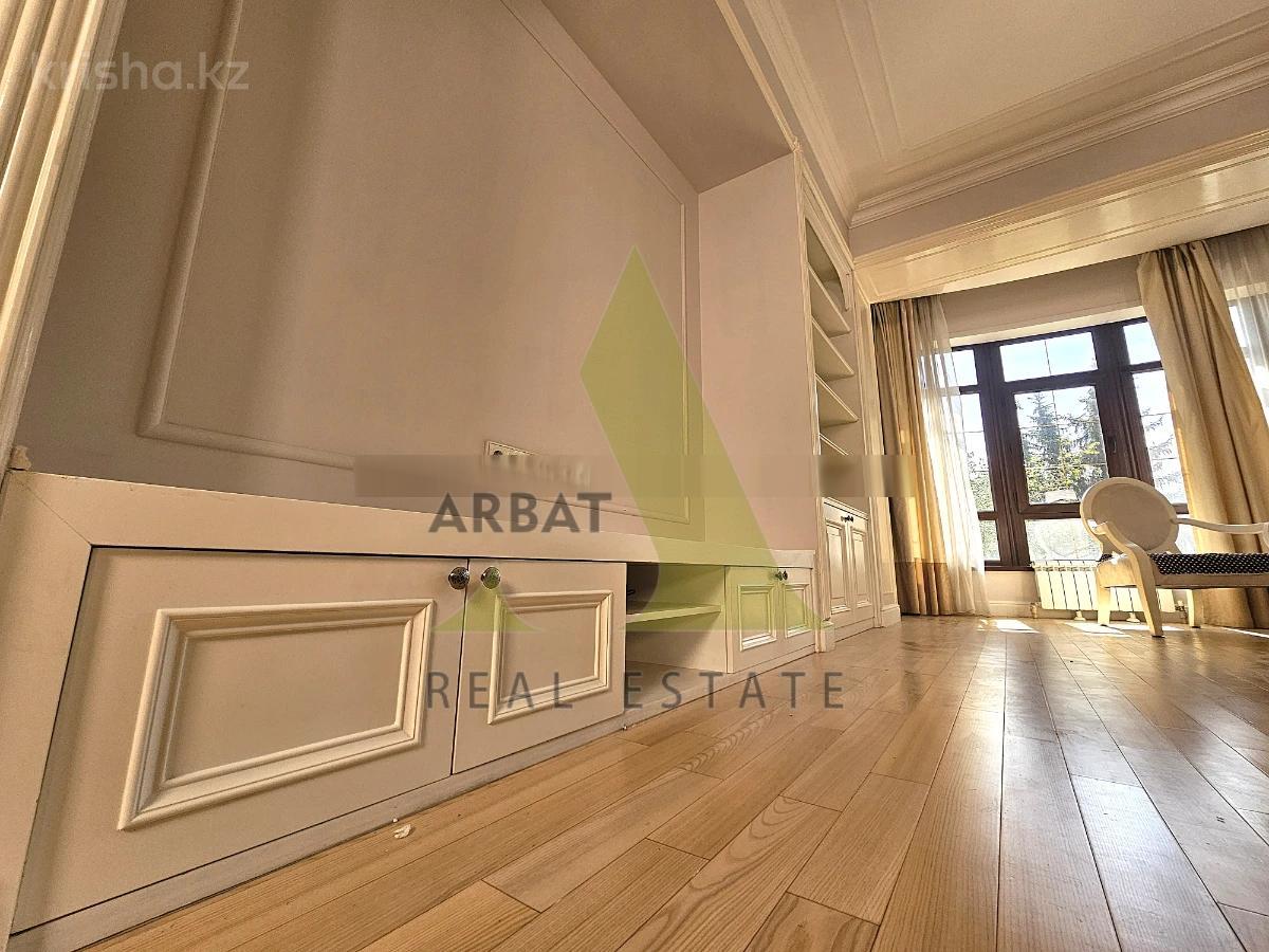 Фото Квартира, 5 комн, 364 м², 3/4 эт., 2011 г.п.