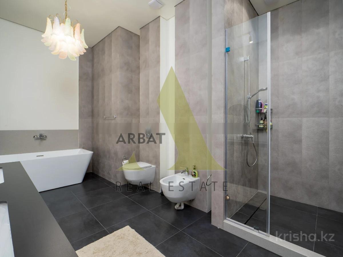 Фото Отдельный дом, 7 комн, 800м²