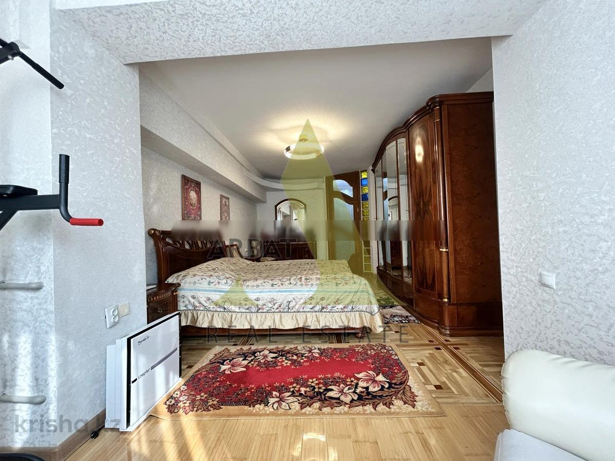 Фото Квартира, 4 комн, 143.2 м², 4/9 эт., 1994 г.п.