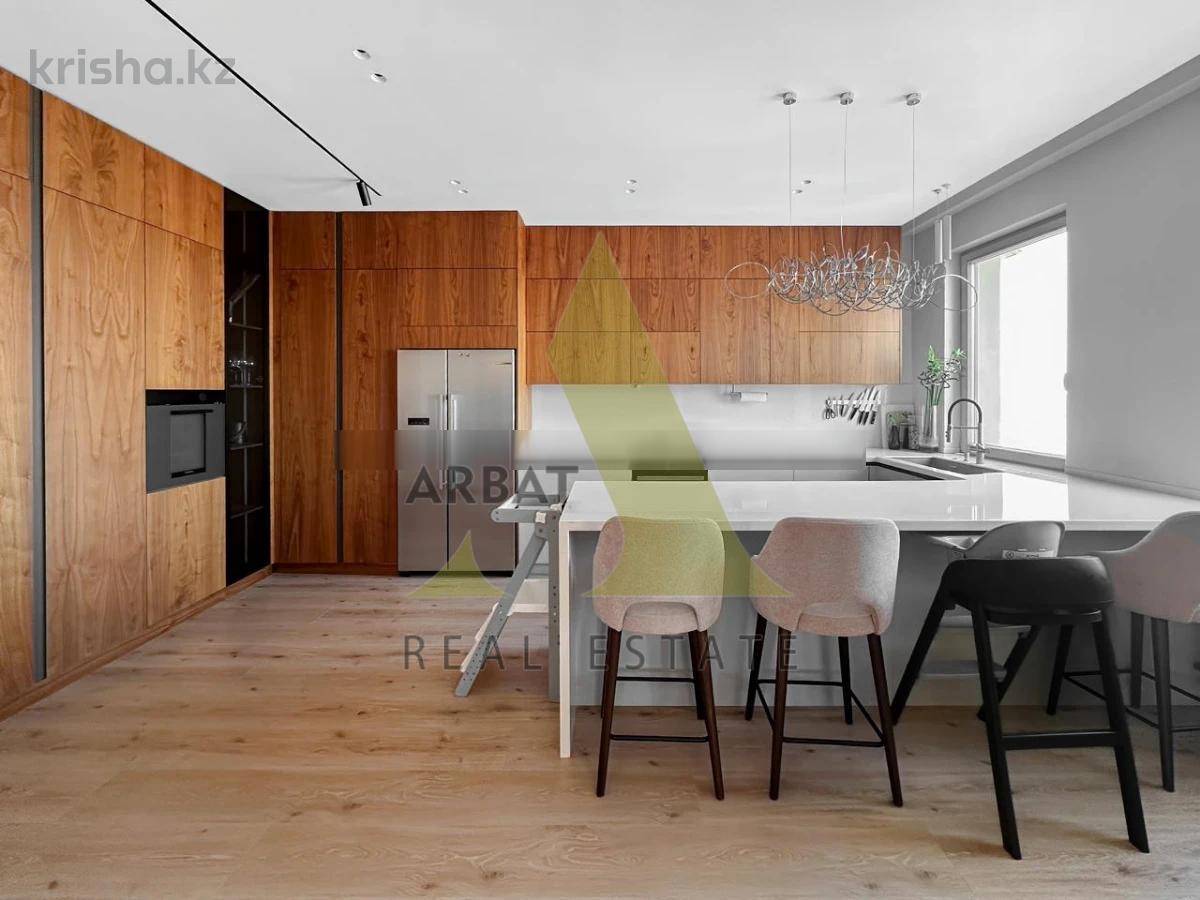 Фото Квартира, 5 комн, 320 м², 9/10 эт., 2017 г.п.