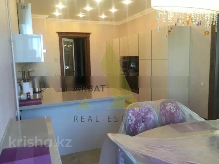 Фото Квартира, 5 комн, 220 м², 2/3 эт., 2009 г.п.